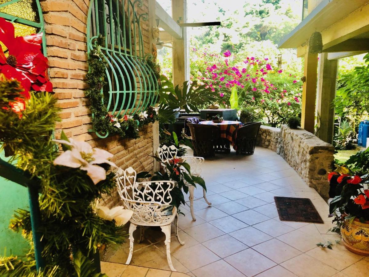 Casa Cereza Apartments Puerto Vallarta Exterior foto